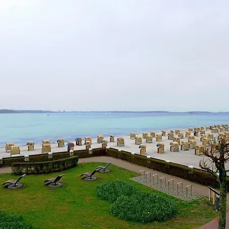 Strandhotel-16 Daire Laboe